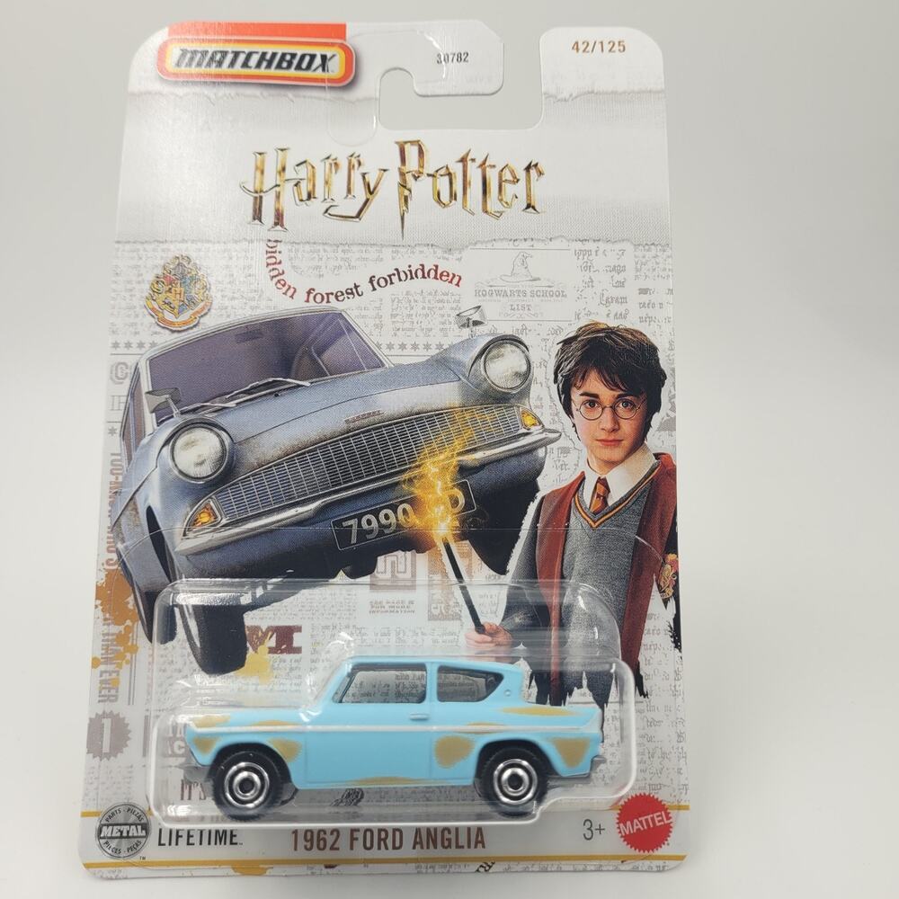 2025 Matchbox Harry Potter Themed 1962 Ford Anglia Blue 42/125 1:64 Diecast
